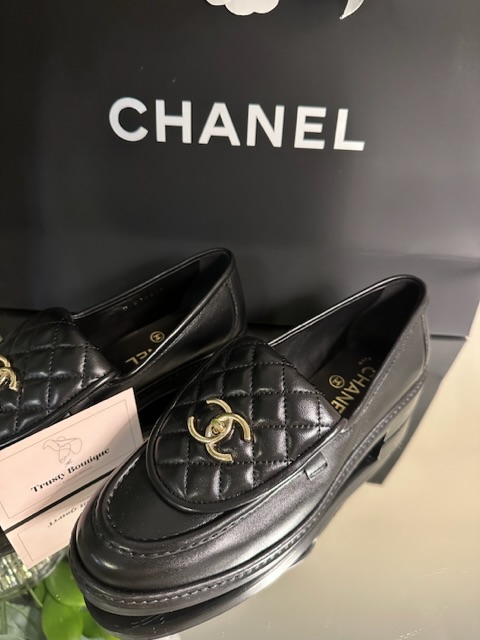 Chanel Black Leather Loafers – Trusty