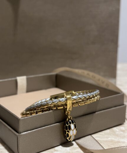 Bulgari Serpenti Forever Cleopatra Karung Lizard Double Wrap Bracelet – I  MISS YOU VINTAGE