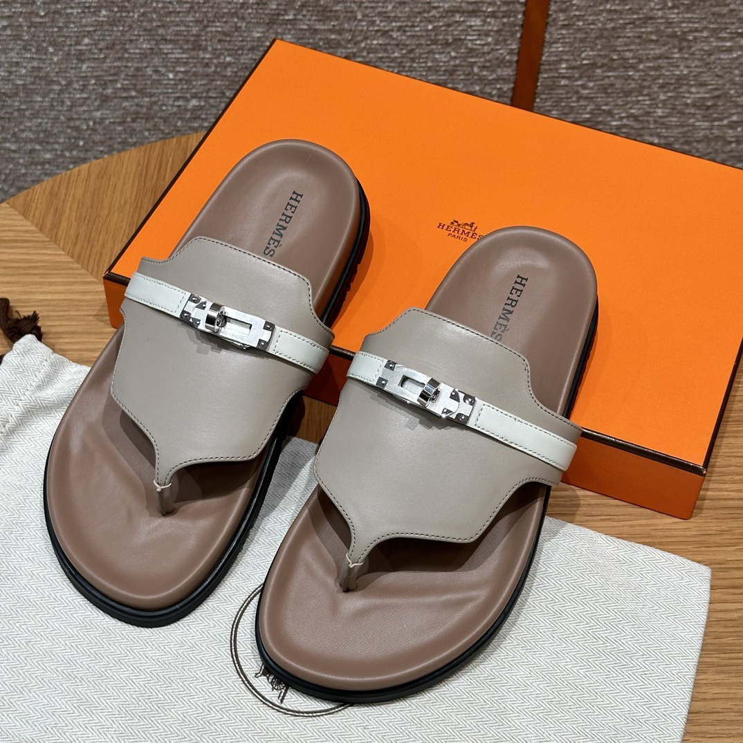 Empire sandal